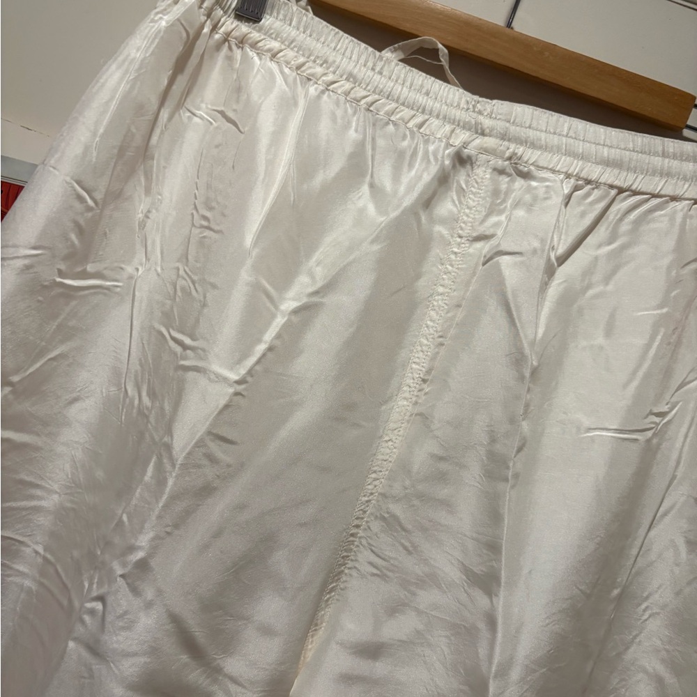 VTG Women's White Silk Joggers - Picture 7 of 9